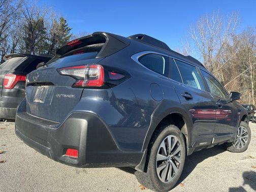 2023 Subaru Outback Base