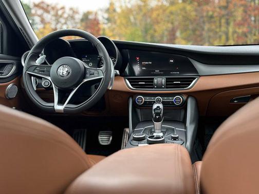 2018 Alfa Romeo Giulia Ti Sport