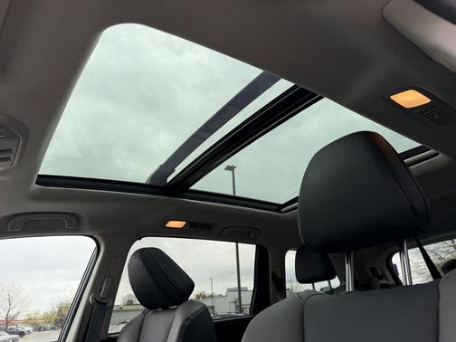 Magnetite Gray Metallic 2023 Subaru Ascent Onyx Edition