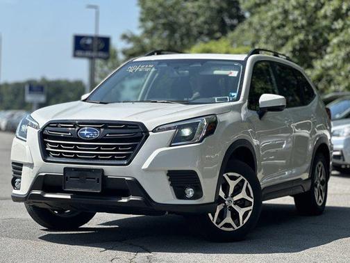 2024 Subaru Forester Premium