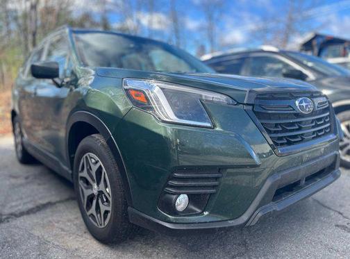 2023 Subaru Forester Premium