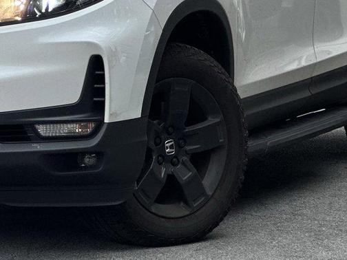 2024 Honda Ridgeline Black