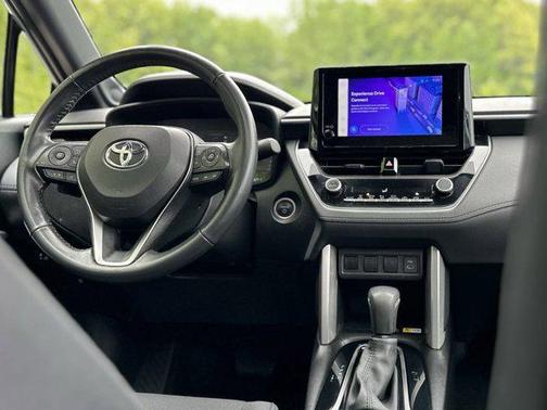 2023 Toyota Corolla Hybrid SE