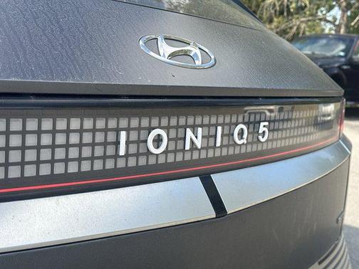 2022 Hyundai IONIQ 5 Limited