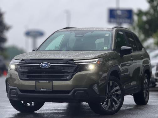 Autumn Green Metallic 2026 Subaru Forester Touring