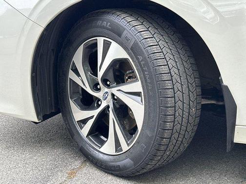 2022 Subaru Legacy Premium
