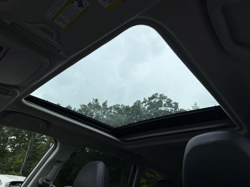 Autumn Green Metallic 2023 Subaru Forester Limited