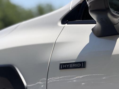 Crystal White Pearl 2026 Subaru Crosstrek Hybrid Base