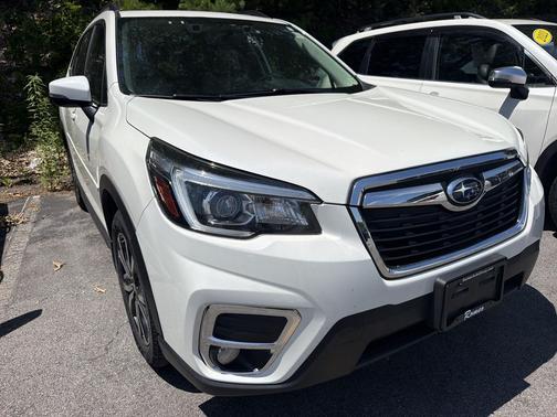 Crystal White Pearl 2020 Subaru Forester Limited
