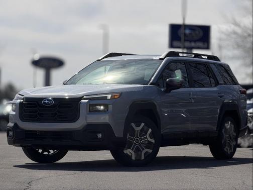 Ice Silver Metallic 2026 Subaru Outback Touring XT