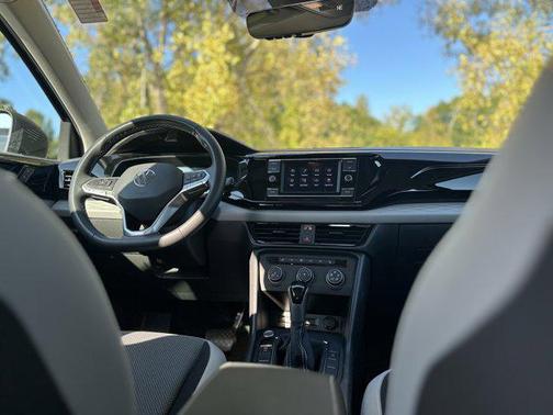 2022 Volkswagen Taos 1.5T S