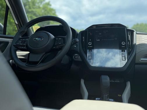 Crystal White Pearl 2025 Subaru Forester Premium