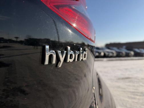 2018 Hyundai IONIQ Hybrid SEL