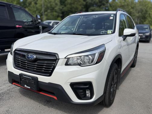 Crystal White Pearl 2020 Subaru Forester Sport