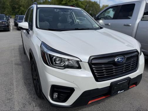 Crystal White Pearl 2020 Subaru Forester Sport