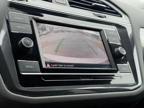 Platinum Gray Metallic 2020 Volkswagen Tiguan 2.0T S 4MOTION