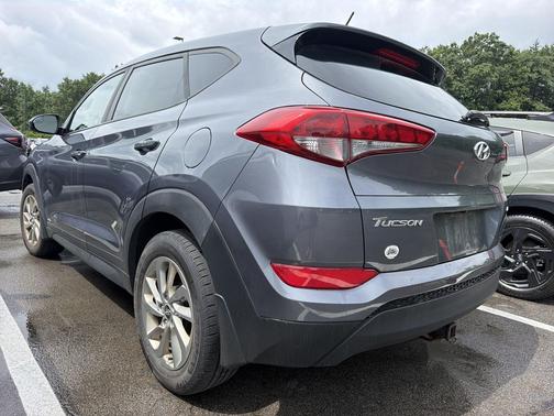 Coliseum Gray 2018 Hyundai TUCSON SE