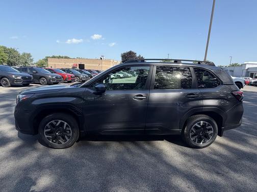 Magnetite Gray Metallic 2026 Subaru Forester Premium