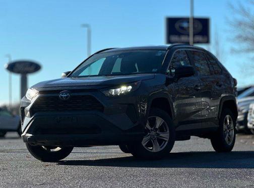 2022 Toyota RAV4 Hybrid LE