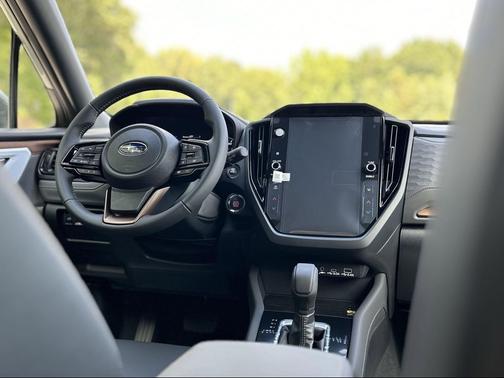 Crystal White Pearl 2025 Subaru Forester Sport