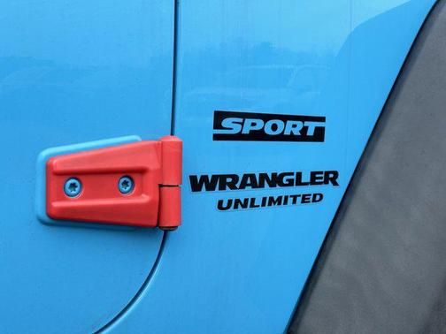 2017 Jeep Wrangler Unlimited Sport
