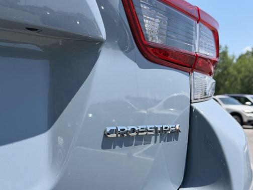 Cool-Gray Khaki 2023 Subaru Crosstrek Limited