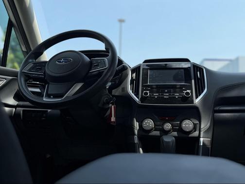 Ice Silver Metallic 2021 Subaru Forester Base