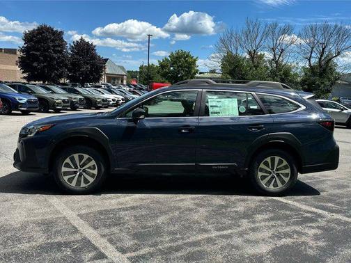 2025 Subaru Outback Base