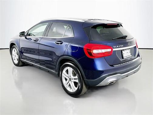 2018 Mercedes-Benz GLA 250 Base 4MATIC