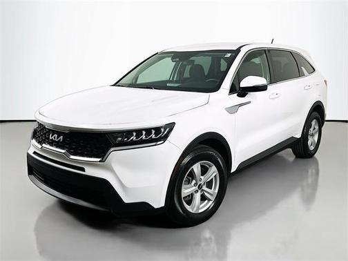 2022 Kia Sorento LX