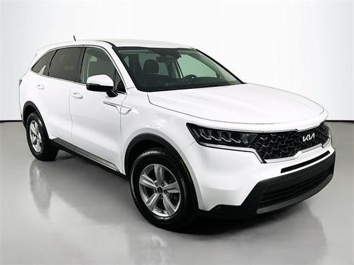 2022 Kia Sorento LX