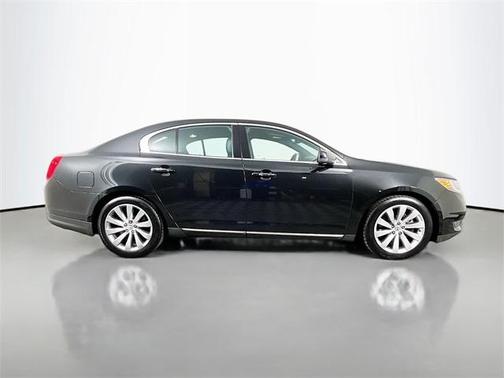 2015 Lincoln MKS Base