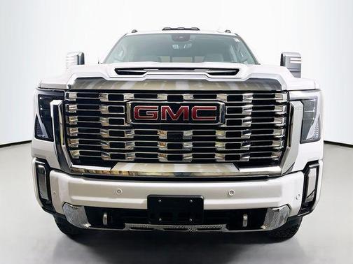2024 GMC Sierra 2500 Denali