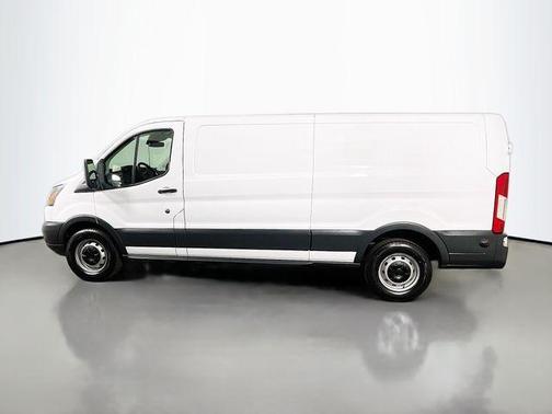 Oxford White 2017 Ford Transit-150 Base
