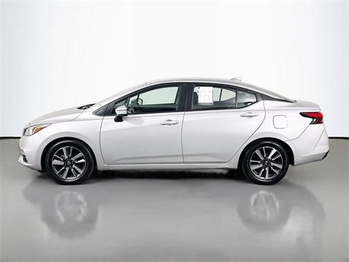 2021 Nissan Versa 1.6 SV