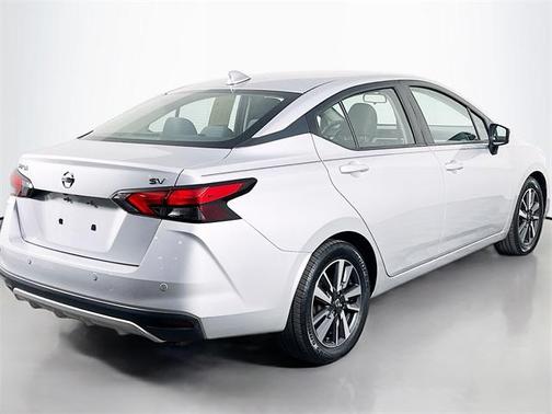 2021 Nissan Versa 1.6 SV