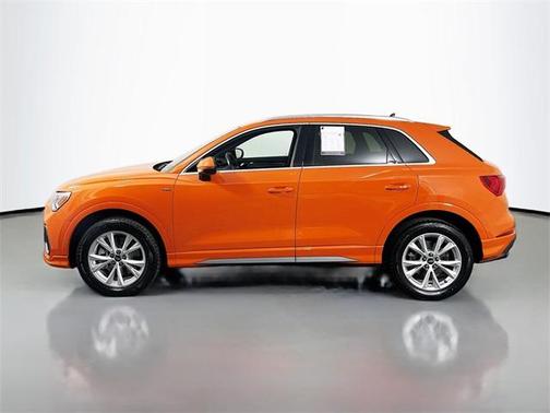 2023 Audi Q3 45 S line Premium