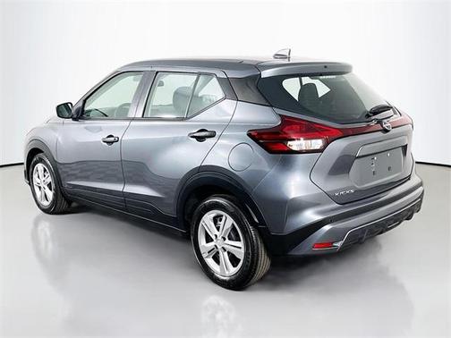2023 Nissan Kicks S