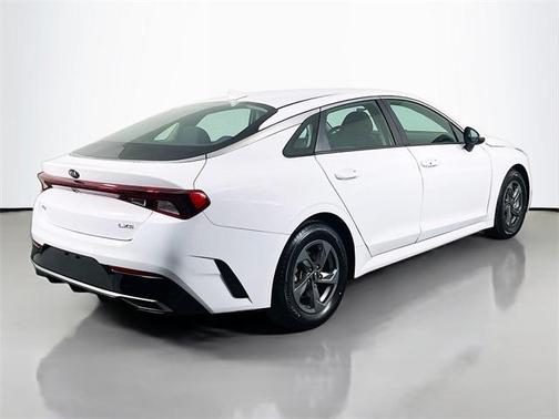 2021 Kia K5 LXS