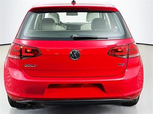 2017 Volkswagen Golf TSI Wolfsburg Edition 4-Door