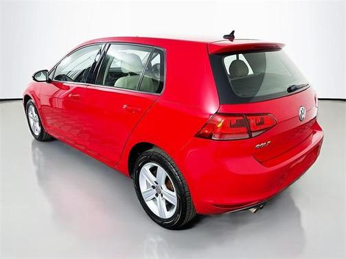 2017 Volkswagen Golf TSI Wolfsburg Edition 4-Door