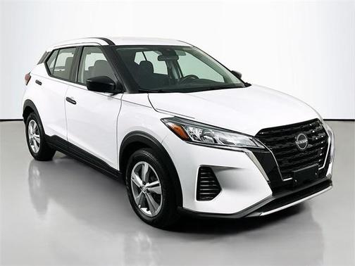 2023 Nissan Kicks S