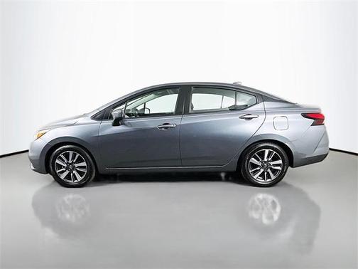 2021 Nissan Versa 1.6 SV