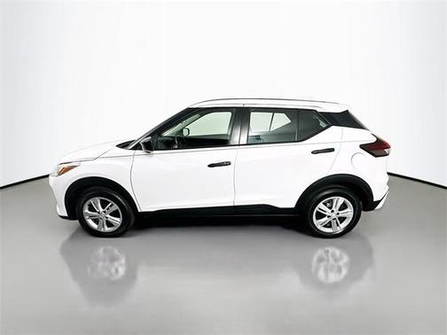 2023 Nissan Kicks S
