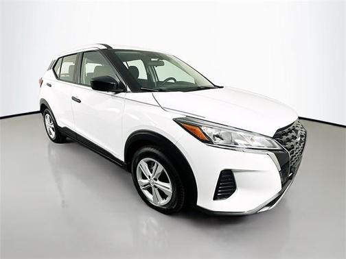 2023 Nissan Kicks S