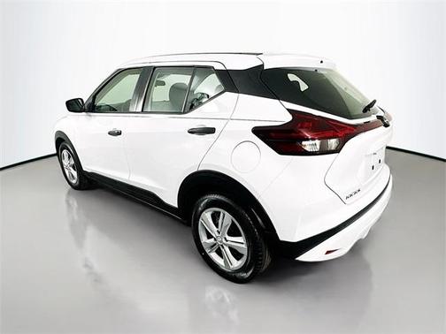 2023 Nissan Kicks S