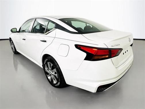 2022 Nissan Altima 2.5 S