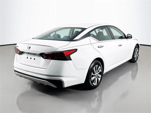 2022 Nissan Altima 2.5 S
