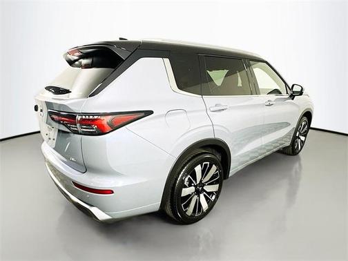 2025 Mitsubishi Outlander