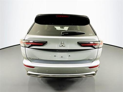 2025 Mitsubishi Outlander